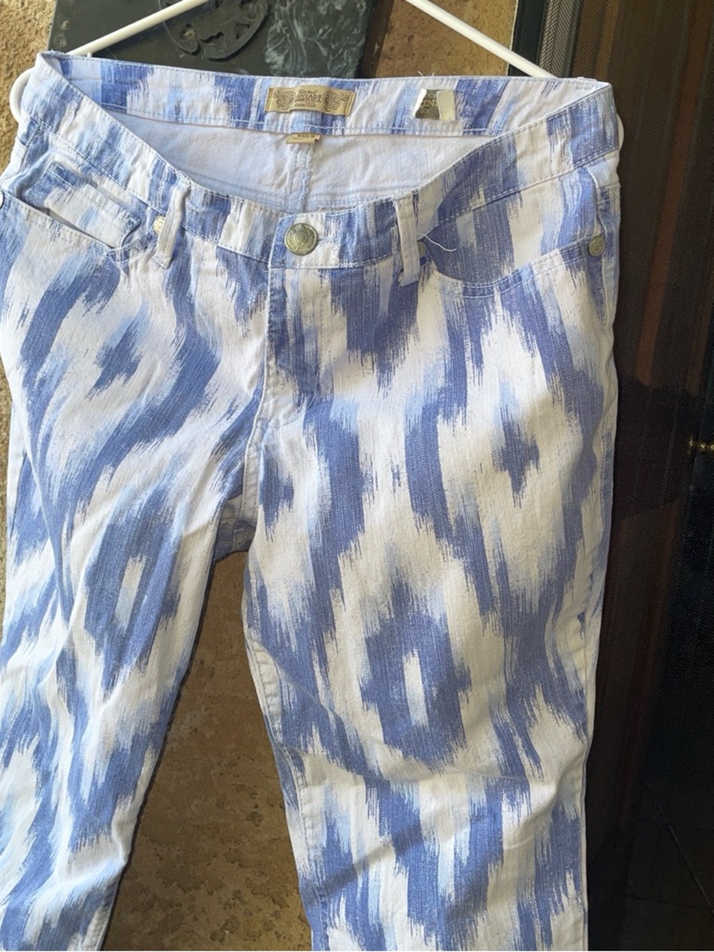 Vintage America Blue and White Ikat Skinny Pants